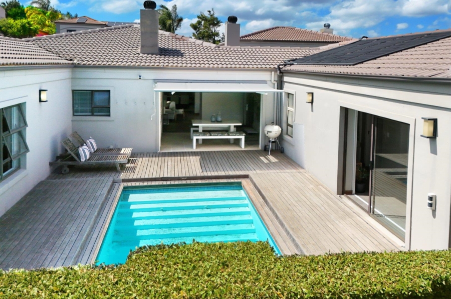 5 Bedroom Property for Sale in Van Riebeeckshof Western Cape